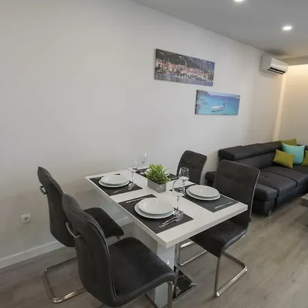 Lux Apartman Antonija Makarska Exterior photo